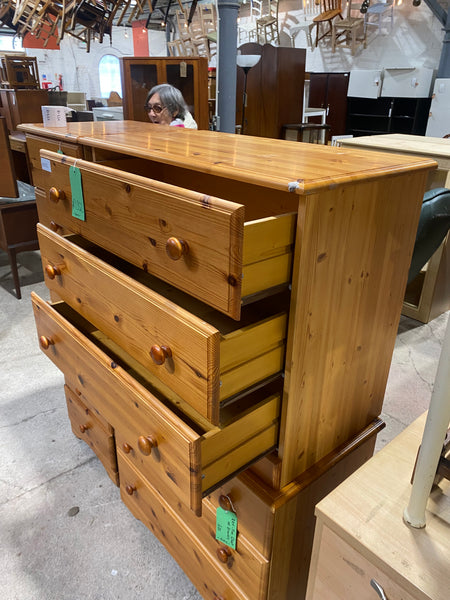 REF - GHC - Pine Chest of Drawers
