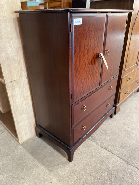 Stag Linen Cupboard