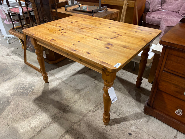 Pine Farmhouse Kitchen Table