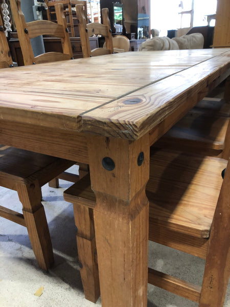 Pine Dining Table & 6 Chairs