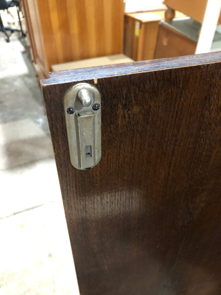 Vintage Compact Gentleman’s Wardrobe