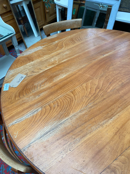 Oak Round Dining Table