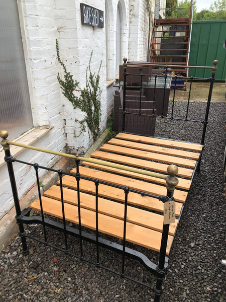 Antique Metal Single Bedframe