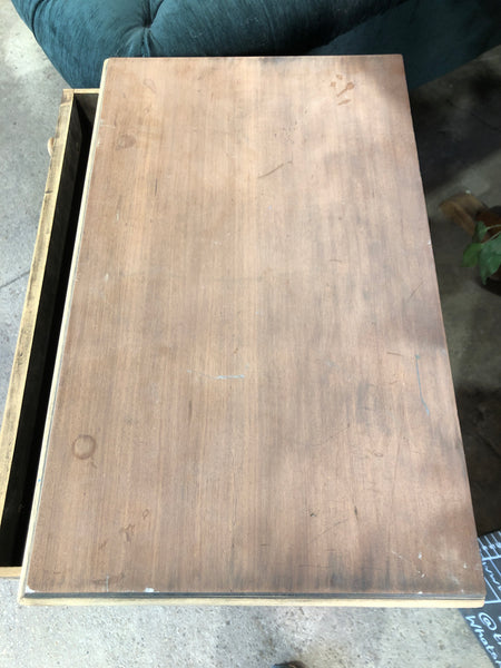 Rustic Chest of Drawers