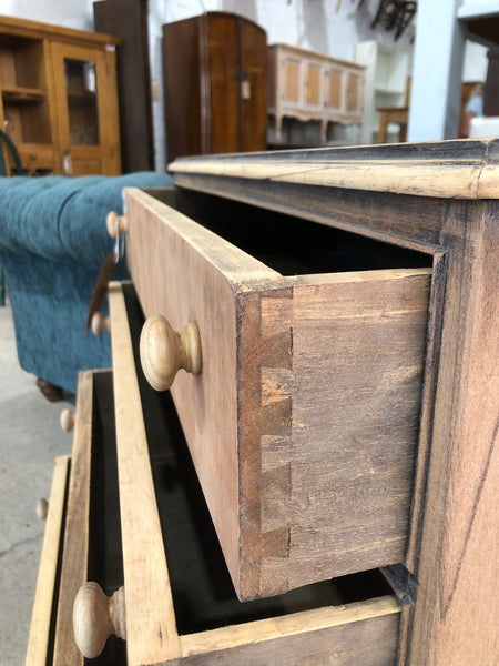 Rustic Chest of Drawers