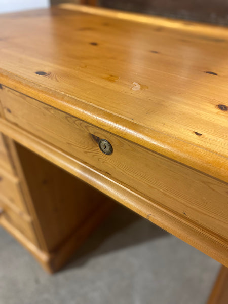Large Pine Pedestal Desk