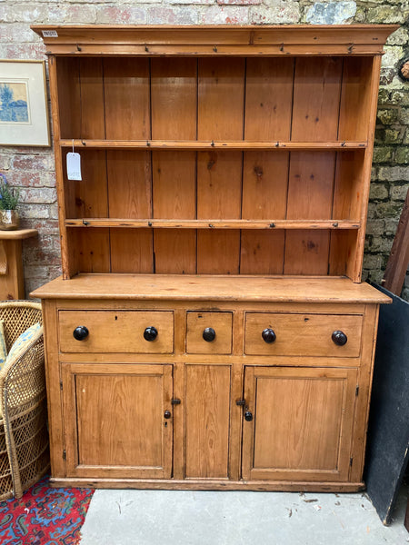 GHC - Large Pine Farmhouse Kitchen Dresser