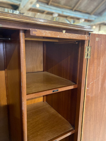 Vintage Gentleman’s Wardrobe