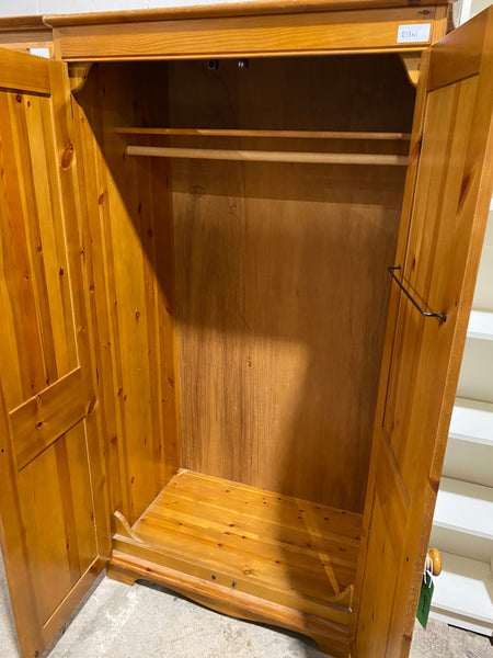 REF - Pine Wardrobe