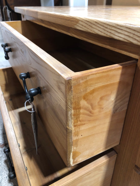 Oak Low Chest of 2 Drawers