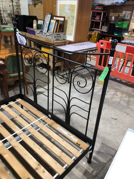 REF - Black Metal Double Bedframe