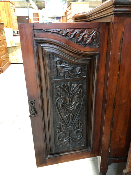 Victorian Mahogany Mirror Backed Dresser