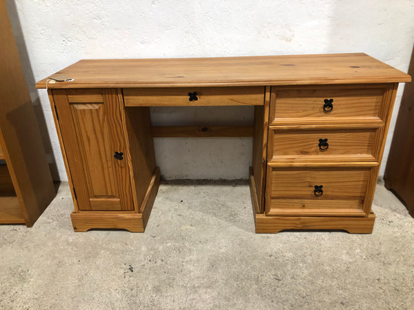 HRC - Pine Twin Pedestal Desk