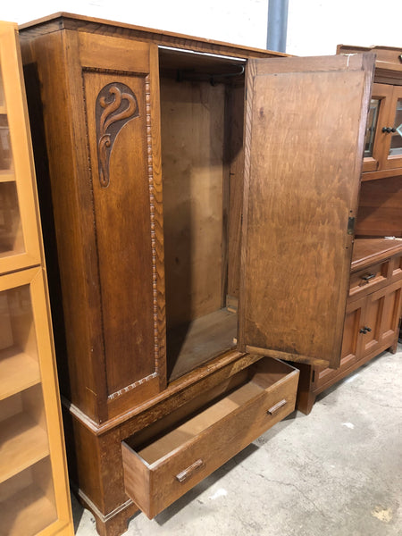 Retro Vintage Carved Oak Veneer Wardrobe with Oval Mirror