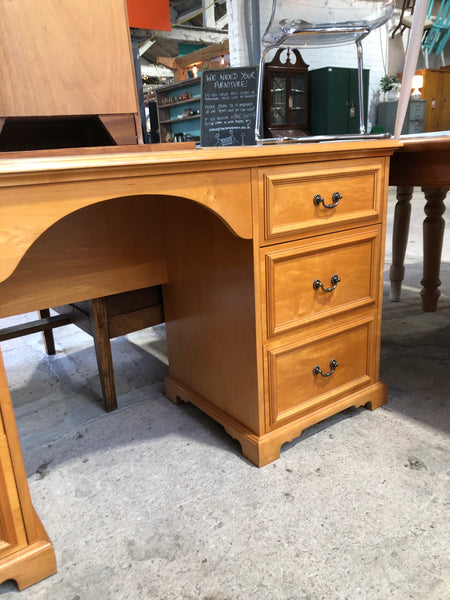 Six Drawer Pedestal Desk