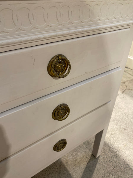 Vintage inspired White drawers