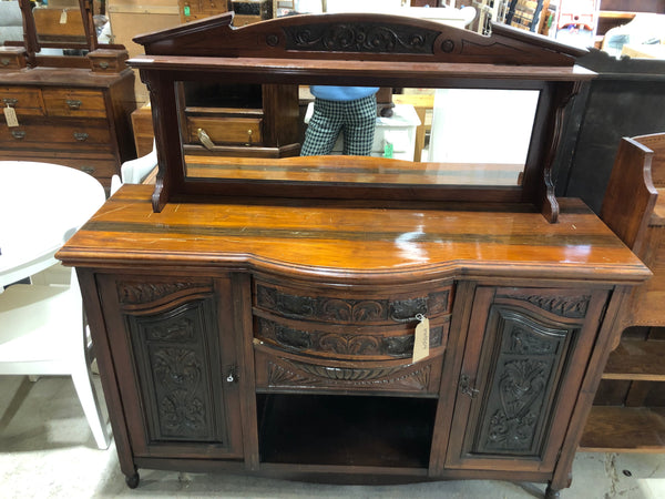 Victorian Mahogany Mirror Backed Dresser