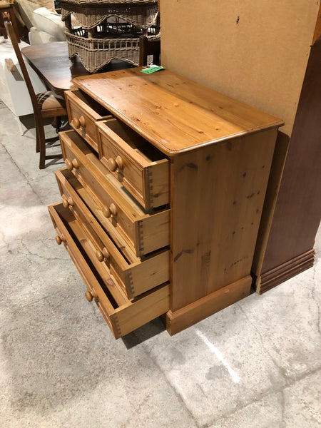 Pine Chest of Drawers - REF