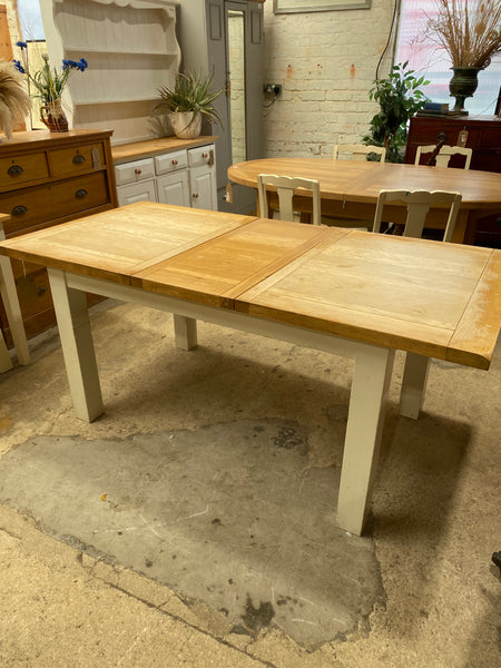 Solid Oak Extending Dining Table