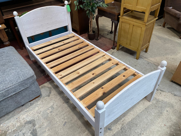 REF - White Painted Wooden Single Bedframe