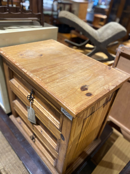 Pine 3 Drawer Bedside Table