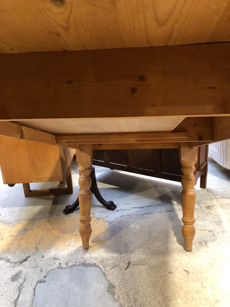 Rustic Pine Farmhouse Kitchen Table