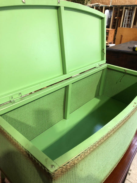 Vintage Lloyd Look Style Blanket Box