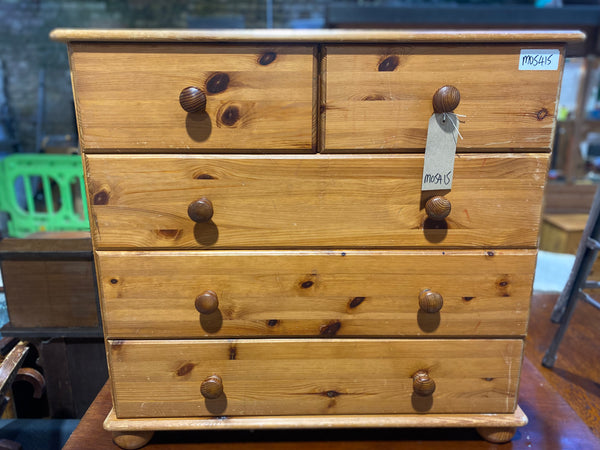 Pine Chest of Drawers