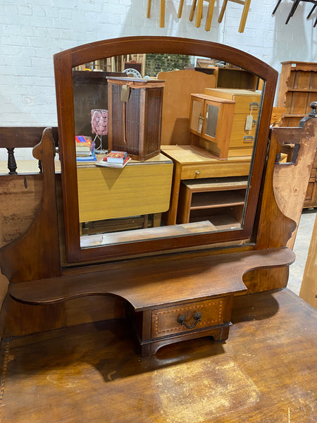 Mahogany Dressing Table with Drawers