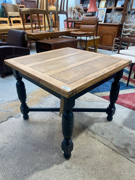 Cotswold Style Oak Draw Leaf Table