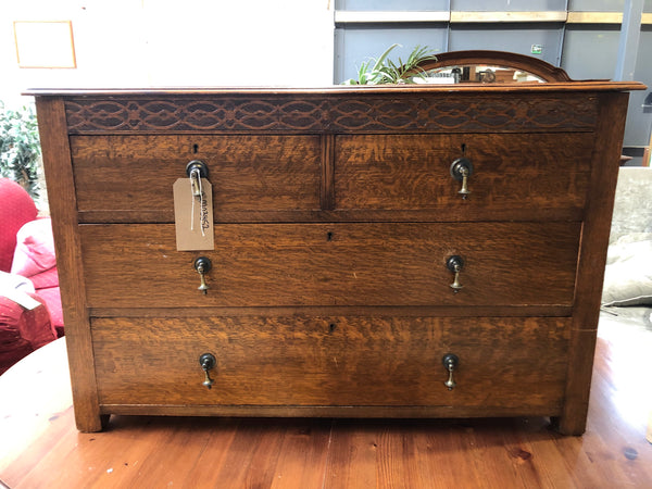 Vintage Oak Chest of Drawers