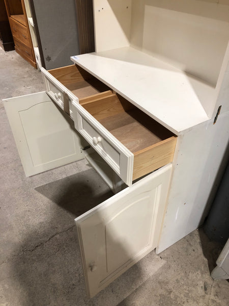 GHC - Cream Dresser