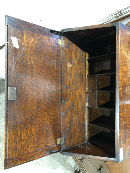Vintage Bureau
