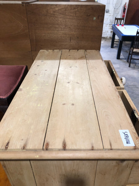 Pitch Pine Two over Two Chest of Drawers