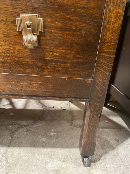 Art Deco Vintage Oak Linen Cabinet
