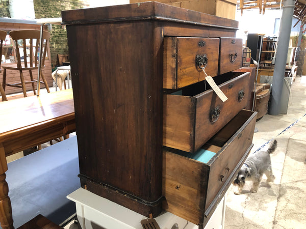 Antique chest of Drawers