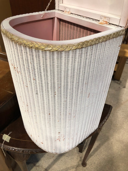 GHC - Lloyd Loom Style Laundry Basket