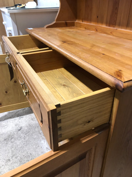 GHC - Pine Welsh Dresser