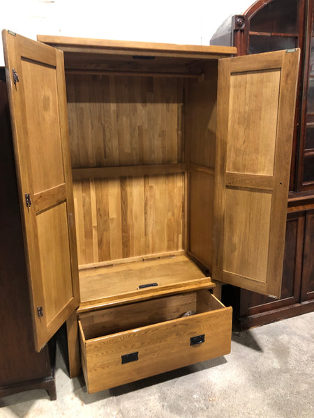 Solid Oak Double Wardrobe