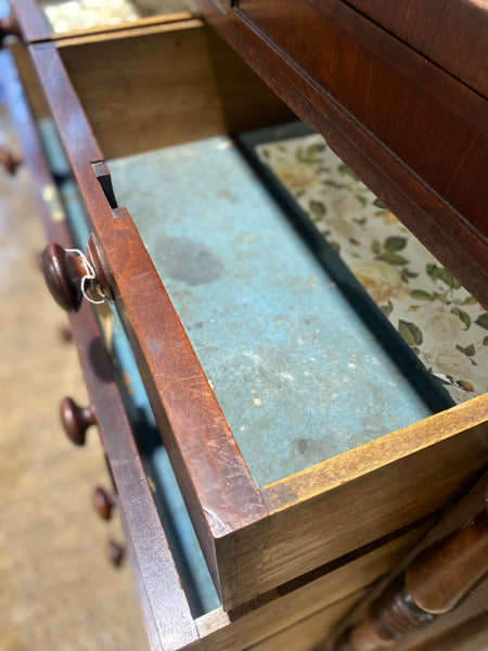 Antique Mahogany Chest of Drawers
