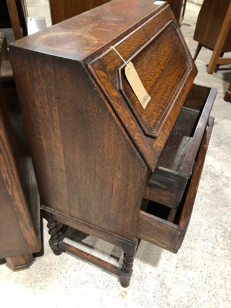 Vintage Bureau