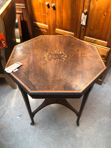 GHC Octagonal Inlay Detail Table