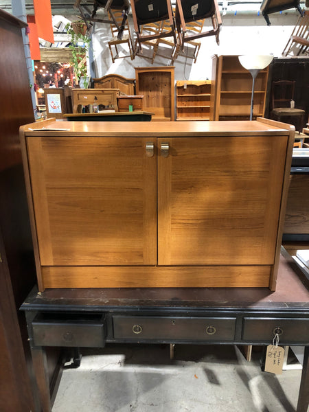 Teak Schreibher Media Low Unit