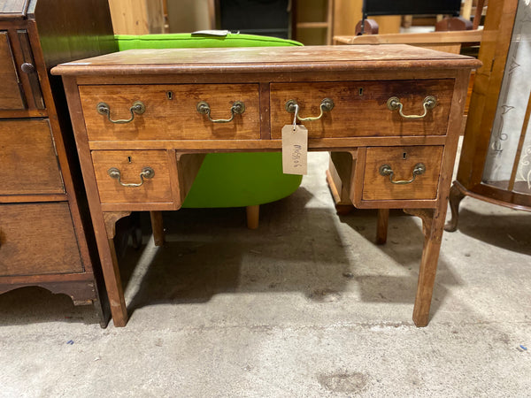 GHC - Antique Oak Dressing Table