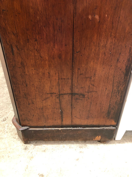 Antique Mahogany Chest of Drawers