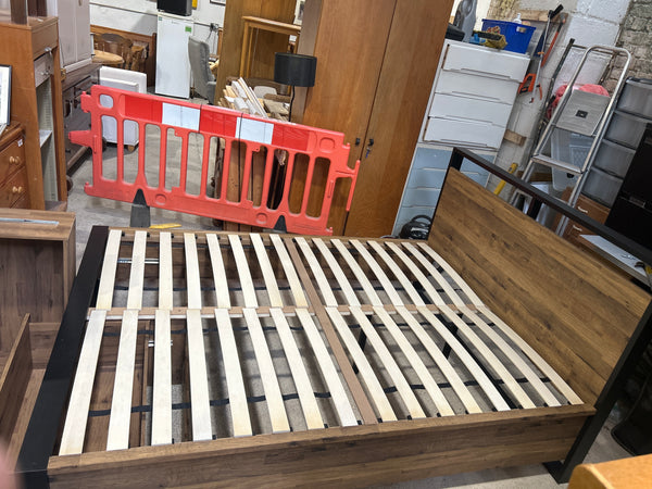 Ref - King size bed frame with storage