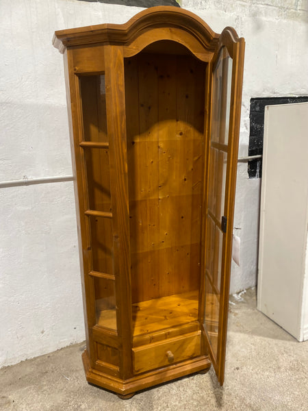 Tall Pine Display Hutch