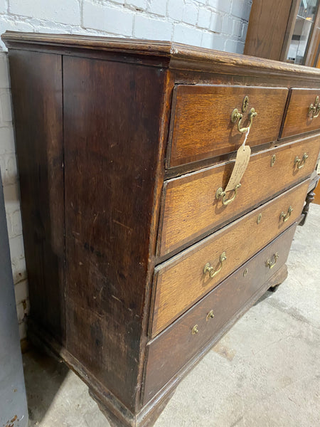 Antique Oak Chest of Drawers