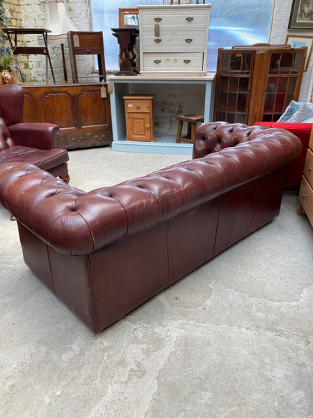 GHC - Chesterfield Style Oxblood Leather Sofa