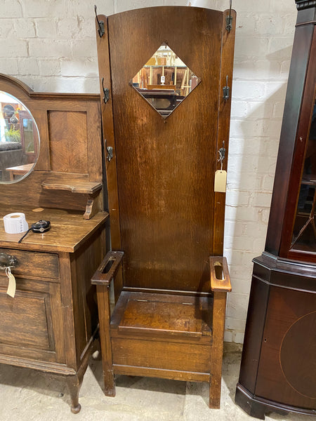 Vintage Hallway Storage Chair